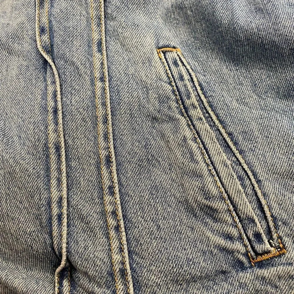 UO Urban Outfitters Lee Renewal Remade Fringe Trim Lined Denim Jacket NEW XL